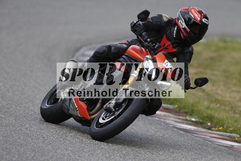 /19 26.05.2025 FREERIDE Training ADR/Gruppe M/42